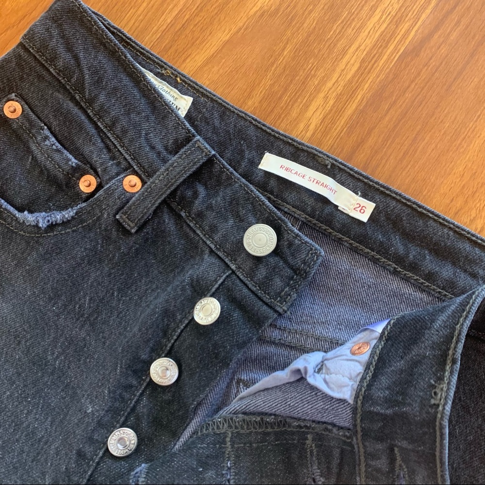 Levi’s ribcage straight jeans